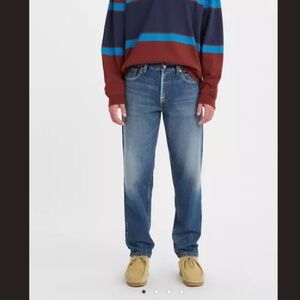 Levis 550 92' Relaxed Denim with Taper below the knee